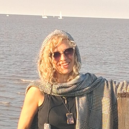 Verónica Becharouch