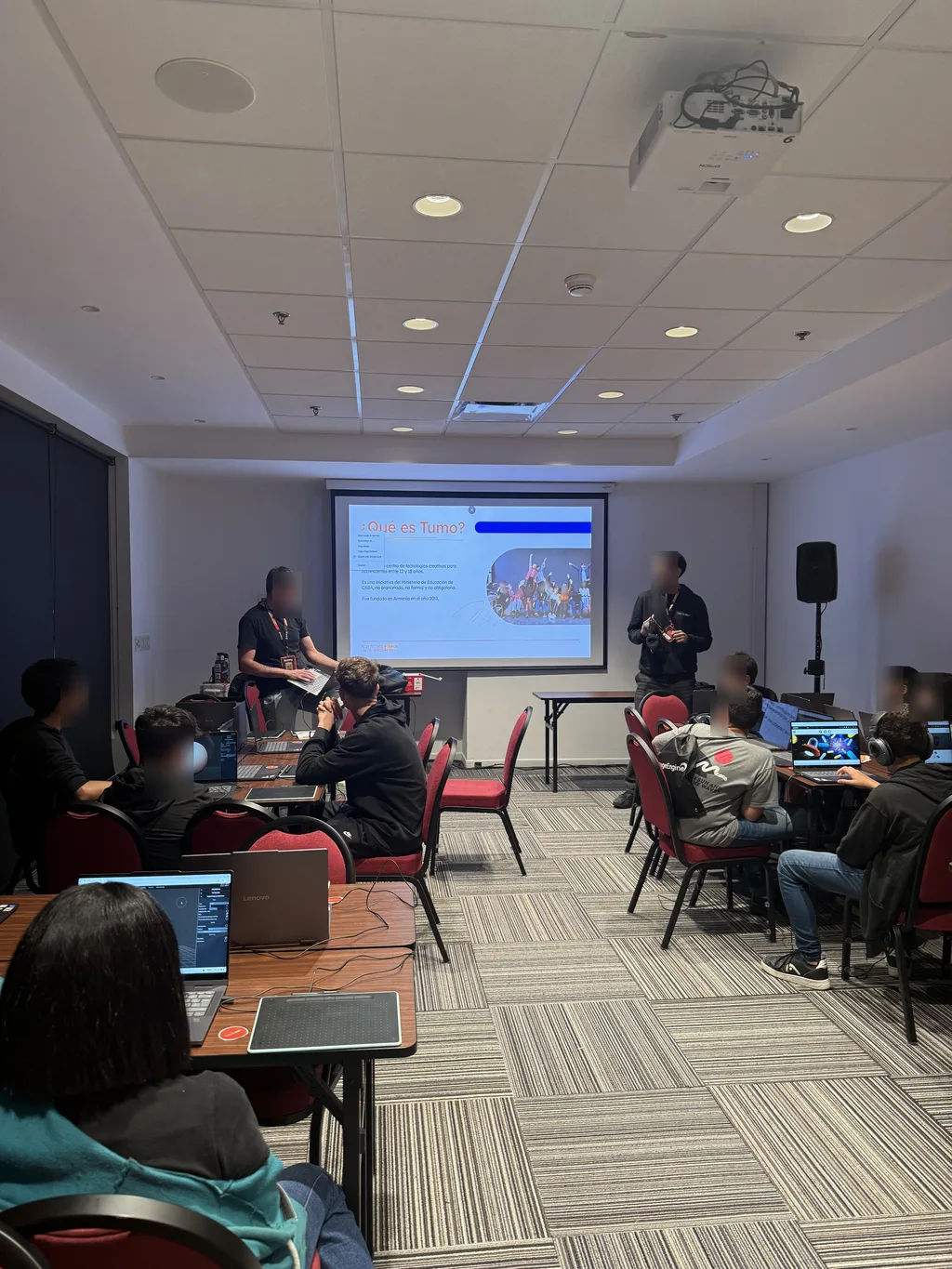 EkoKids 2025: charla sobre tecnología creativa